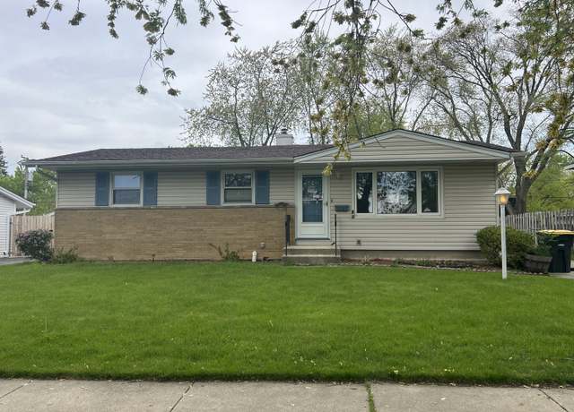 Property at 3040 190th St, Lansing, IL 60438, 3 beds, 1.5 baths