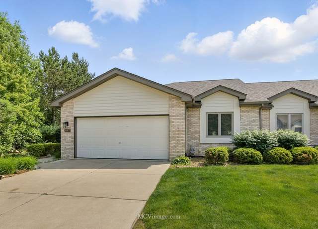 Property at 10935 Barbs Way, Orland Park, IL 60467, 3 beds, 3 baths