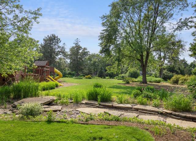 Property at 4416 Seeley Ave, Downers Grove, IL 60515, 5 beds, 3.5 baths