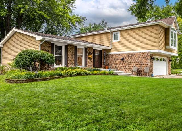 Property at 2854 Saint Anton Ct, Lisle, IL 60532, 4 beds, 2.5 baths