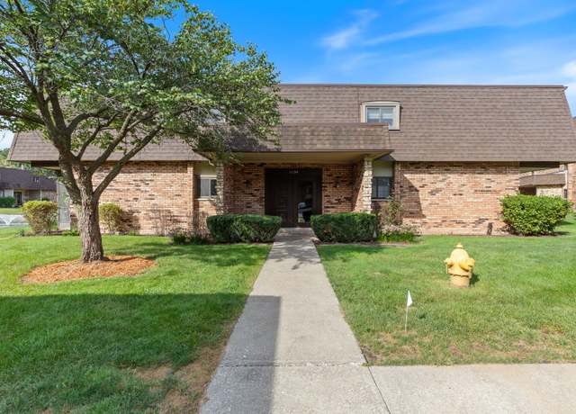 Property at 11134 Northwest Rd Unit 3C, Palos Hills, IL 60465, 2 beds, 2 baths