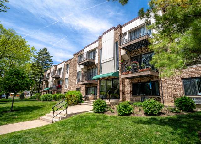Property at 1473 N Winslowe Dr #301, Palatine, IL 60067, 1 bed, 1 bath