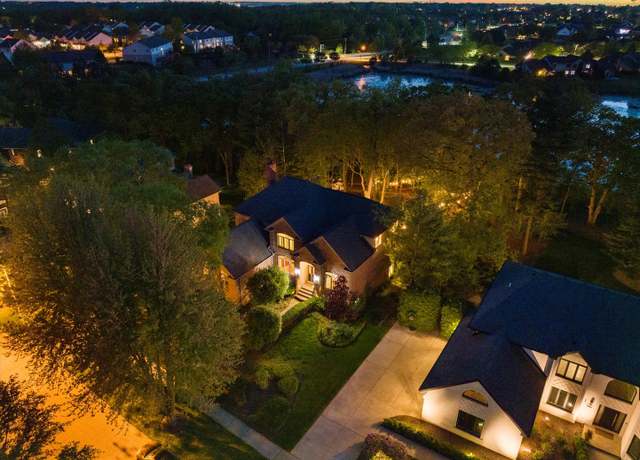 Property at 1396 Notre Dame Dr, Lemont, IL 60439, 5 beds, 4.5 baths