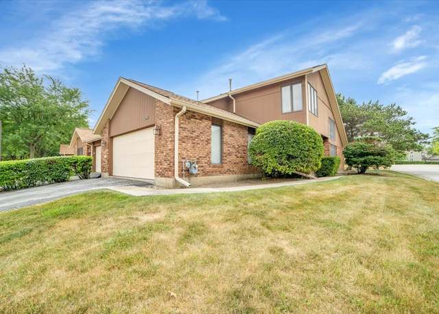 Property at 3118 Elaine Ct, Flossmoor, IL 60422, 2 beds, 2.5 baths
