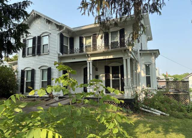 Property at 115 N Clay St, Mt. Carroll, IL 61053, 4 beds, 1.5 baths