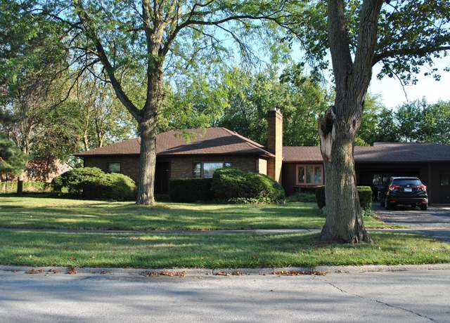 Property at 2347 Spruce Rd, Homewood, IL 60430, 2 beds, 1 bath