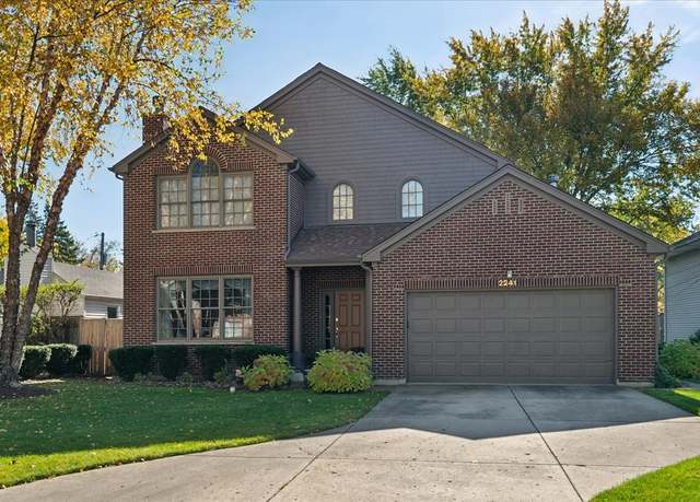 Property at 2241 Center Ave, Northbrook, IL 60062, 4 beds, 3.5 baths