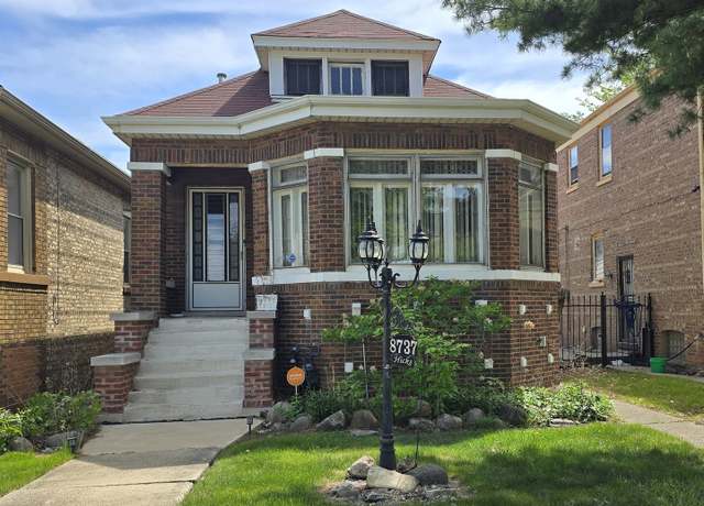 Property at 8737 S Wood St, Chicago, IL 60620, 2 beds, 1 bath