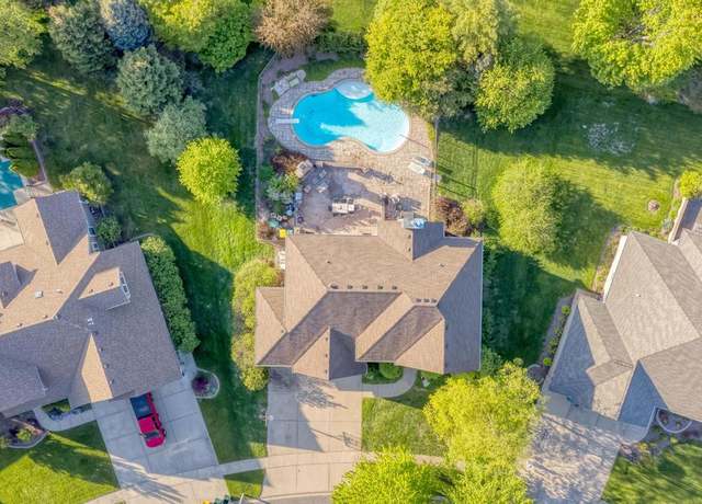 Property at 6205 Brookridge Dr, Plainfield, IL 60586, 5 beds, 4.5 baths