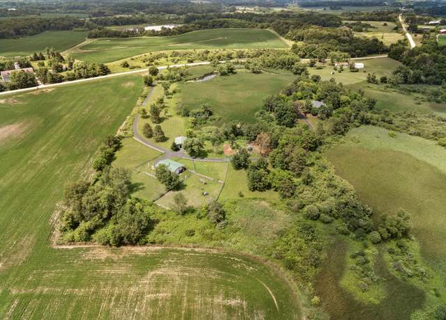 Property at 17515 Deep Cut Rd, Woodstock, IL 60098, 3 beds, 2 baths