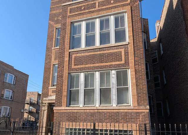 Property at 3718 W Polk St, Chicago, IL 60624, 6 beds, 3 baths