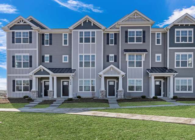 Property at 2145 Yellowstone Blvd, Mundelein, IL 60060, 2 beds, 2.5 baths