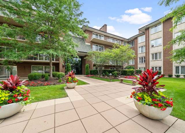 Property at 5 Oak Brook Club Dr Unit N303, Oak Brook, IL 60523, 2 beds, 2 baths