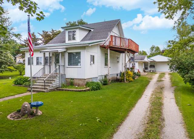 Property at 53 Spafford St, Saunemin, IL 61769, 2 beds, 2 baths
