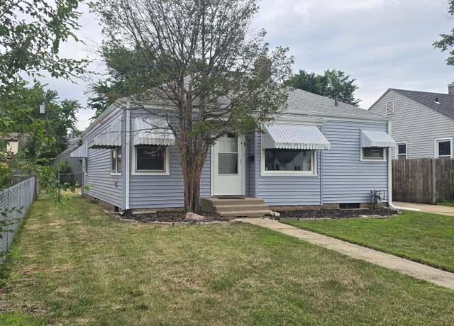 Property at 2903 Yonge St, Rockford, IL 61101, 3 beds, 1 bath