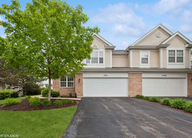 Property at 2351 Foxmoor Ln, Aurora, IL 60502, 3 beds, 2.5 baths