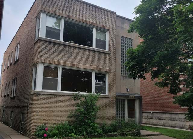Property at 2521 W Farragut Ave, Chicago, IL 60625, 4 beds, 3.5 baths