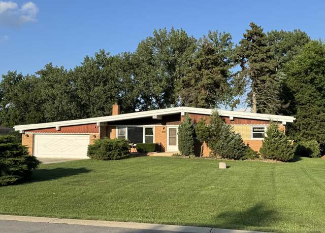 Property at 1S513 Chase Ave, Lombard, IL 60148, 4 beds, 1.5 baths