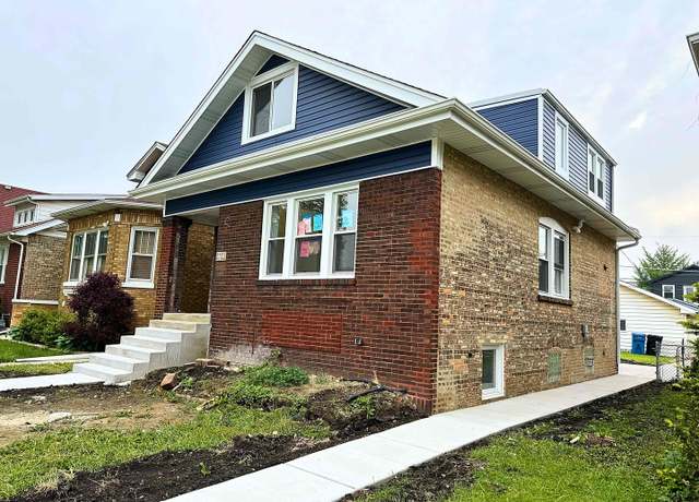 Property at 2733 Wesley Ave, Berwyn, IL 60402, 3 beds, 2 baths