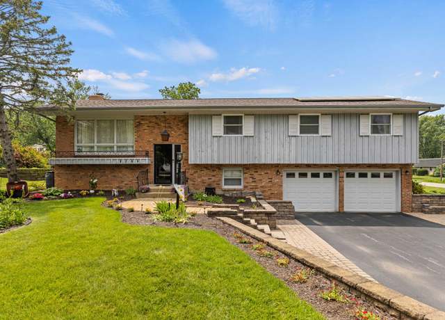 Property at 6264 Hallen Ave, Belvidere, IL 61008, 5 beds, 3 baths