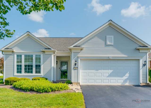 Property at 3293 Epstein Cir, Mundelein, IL 60060, 2 beds, 2 baths