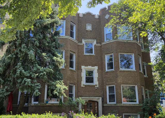 Property at 1135 W Farwell Ave Unit 3W, Chicago, IL 60626, 3 beds, 2 baths