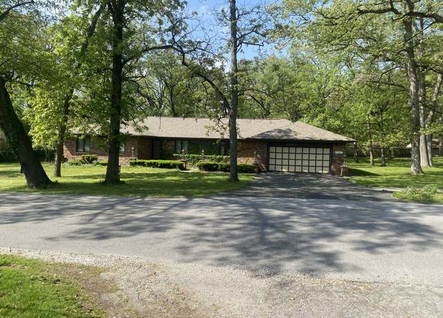 Property at 1903 Richton Rd, Steger, IL 60475, 3 beds, 2 baths