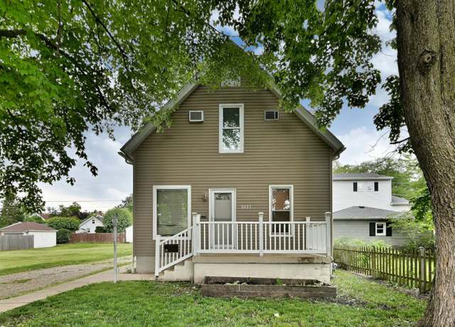 Property at 1021 Vine St, Joliet, IL 60435, 3 beds, 1.5 baths