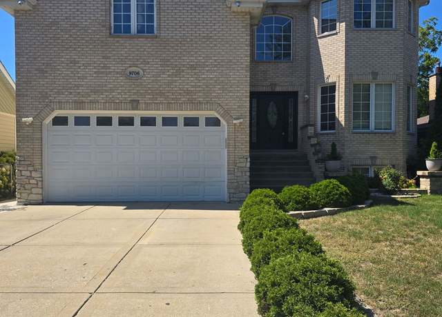 Property at 9706 52nd Ave, Oak Lawn, IL 60453, 6 beds, 3.5 baths