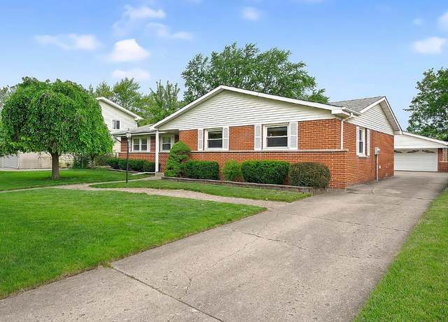 Property at 15w644 Patricia Ln, Elmhurst, IL 60126, 3 beds, 2 baths