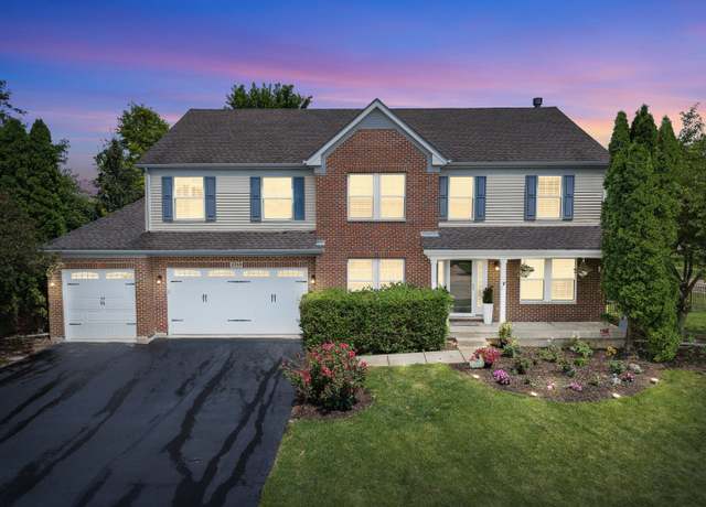 Property at 2310 Dean St, Sycamore, IL 60178, 4 beds, 2.5 baths