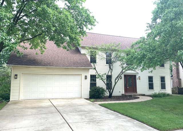 Property at 35 Venetian Way, Wheaton, IL 60189, 4 beds, 2.5 baths