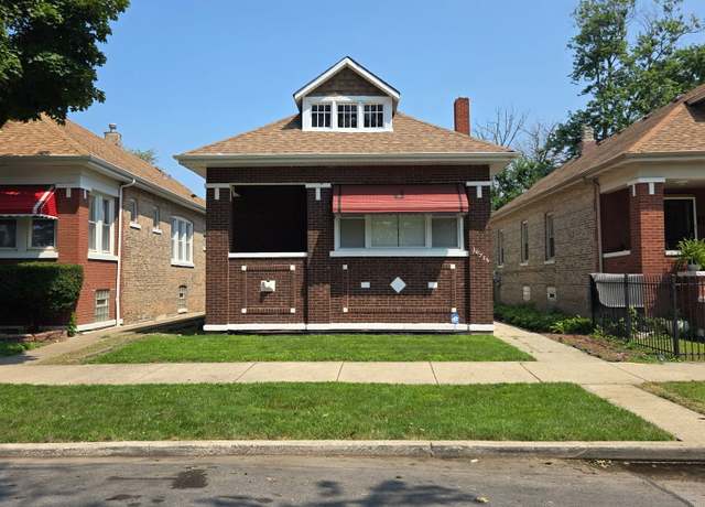 Property at 10215 S Emerald Ave, Chicago, IL 60628, 3 beds, 1.5 baths