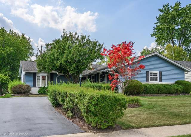 Property at 1730 N Ridge Ave, Arlington Heights, IL 60004, 3 beds, 2 baths