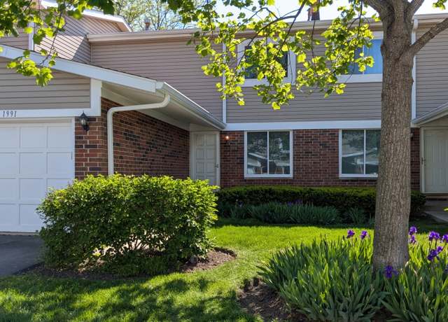 Property at 1991 N Williamsburg Dr, Palatine, IL 60074, 3 beds, 1.5 baths