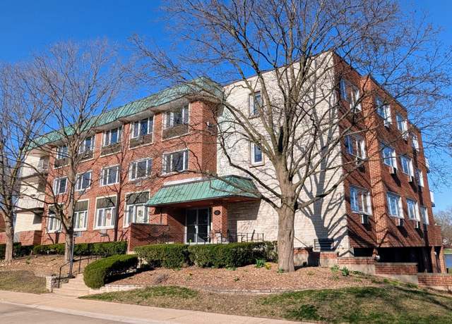 Property at 101 N Peartree Ln #201, Arlington Heights, IL 60004, 2 beds, 2 baths