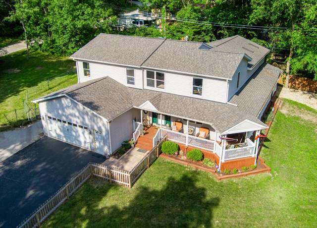 Property at 6N419 Forest Ave, St. Charles, IL 60174, 4 beds, 3 baths