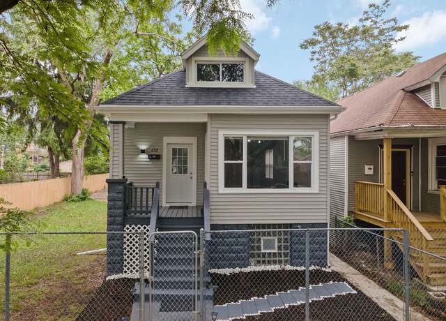Property at 6721 S Ada St, Chicago, IL 60636, 4 beds, 2.5 baths