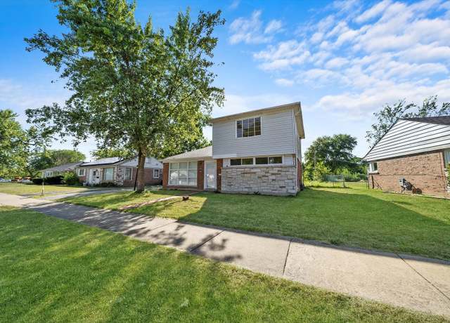 Property at 226 S Orchard Dr, Park Forest, IL 60466, 4 beds, 2 baths