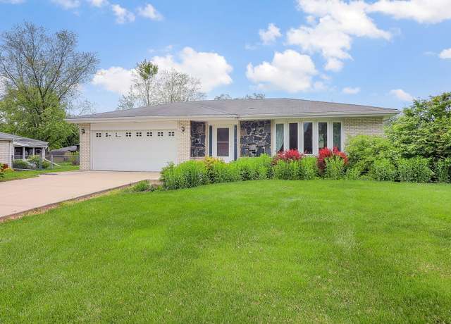Property at 9S180 Rosehill Ln, Downers Grove, IL 60516, 4 beds, 3 baths