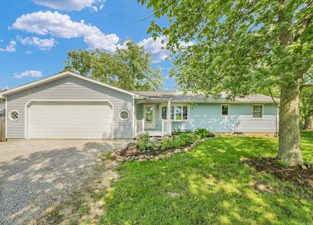 Property at 2552 County Road 500 E, Mahomet, IL 61853, 3 beds, 2 baths