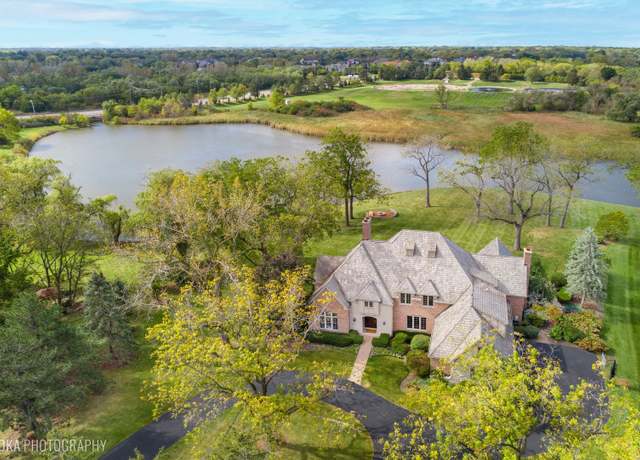 Property at 10 Willowmere Dr, South Barrington, IL 60010, 6 beds, 6.5 baths