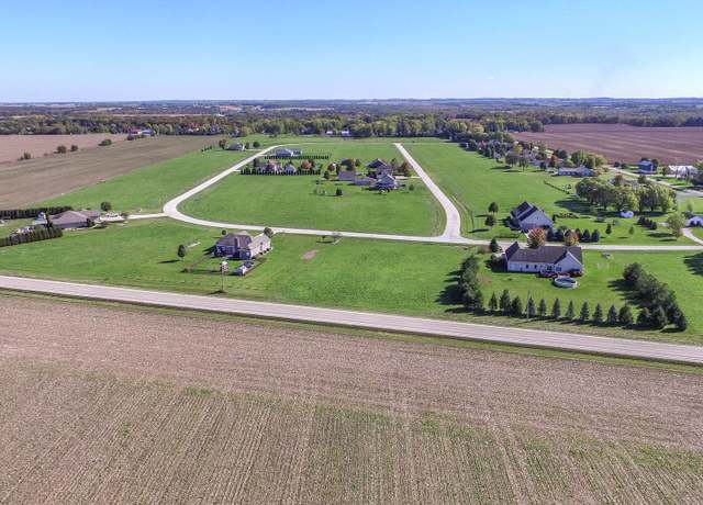 Property at 2444 N 4210th Rd, Sheridan, IL 60551