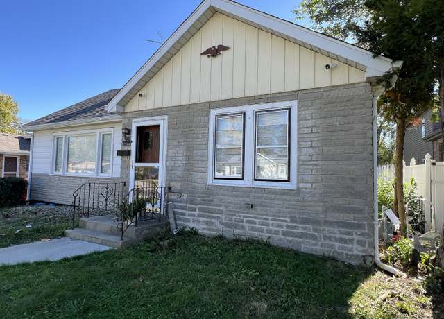 Property at 7125 W 113th St, Worth, IL 60482, 2 beds, 1 bath