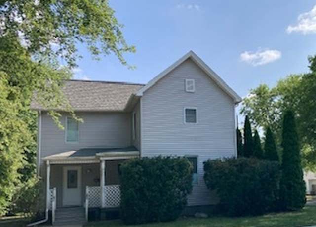Property at 401 E Locust St, Normal, IL 61761, 4 beds, 2 baths