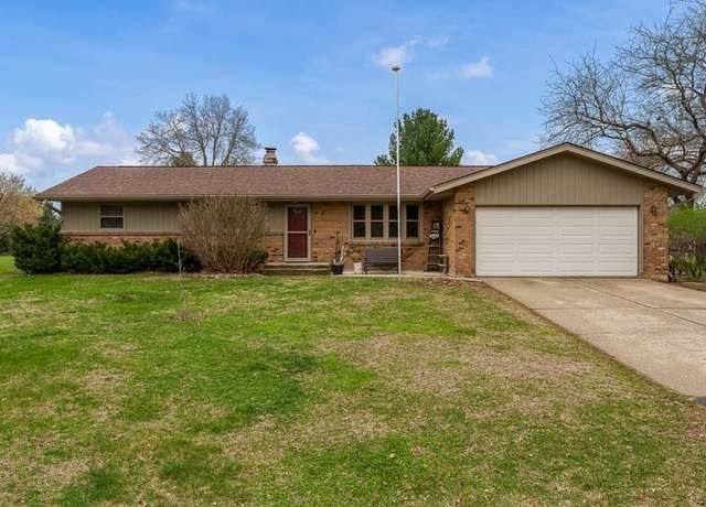 Property at 3824 Valerie Rd, Roscoe, IL 61073, 3 beds, 2 baths