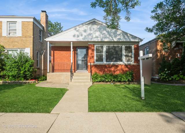 Property at 6625 N Whipple St, Chicago, IL 60645, 4 beds, 3 baths