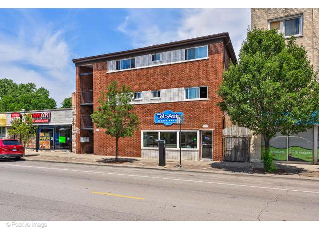 Property at 2944 W Devon Ave, Chicago, IL 60659