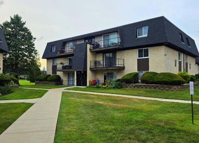 Property at 11123 S 84th Ave Unit 3A, Palos Hills, IL 60465, 2 beds, 1 bath