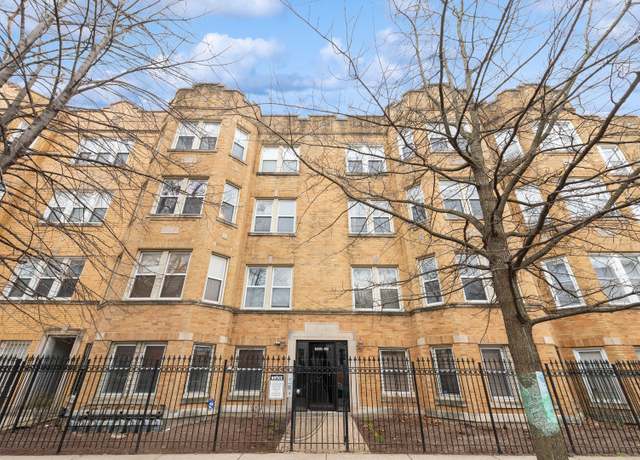 Property at 3561 W Lyndale St Unit 2E, Chicago, IL 60647, 2 beds, 2 baths
